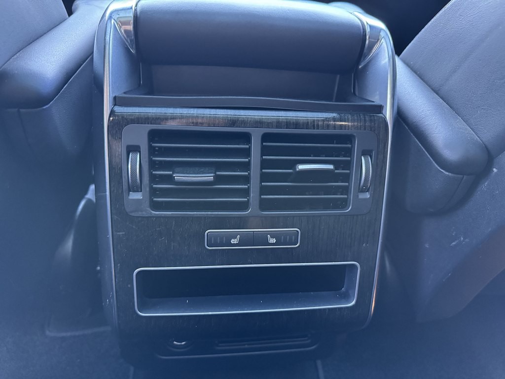 2016 Land Rover Range Rover Image 12