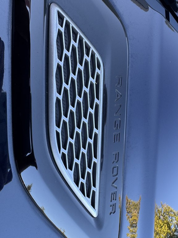 2016 Land Rover Range Rover Image 26