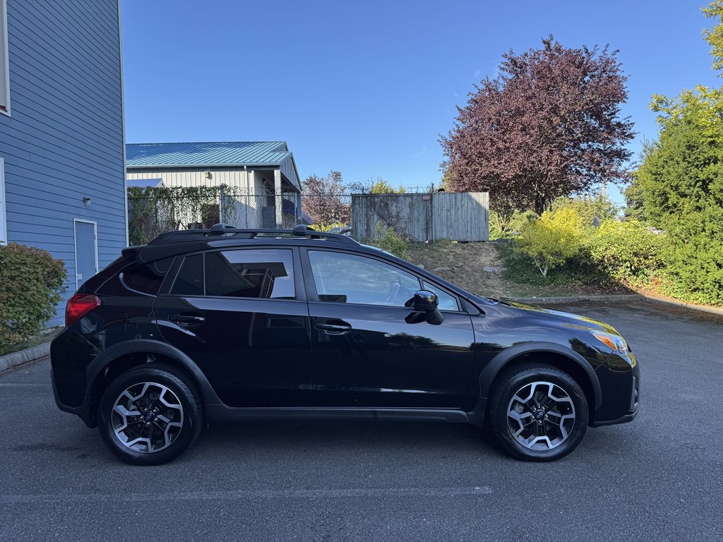 2016 Subaru Crosstrek Image 2