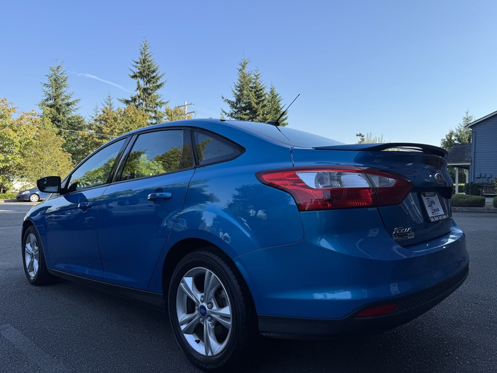 2012 Ford Focus Image 6