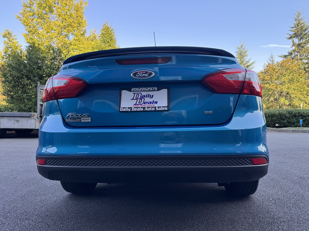 2012 Ford Focus Image 8
