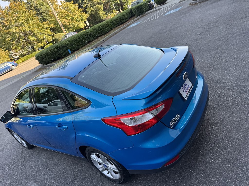 2012 Ford Focus Image 10
