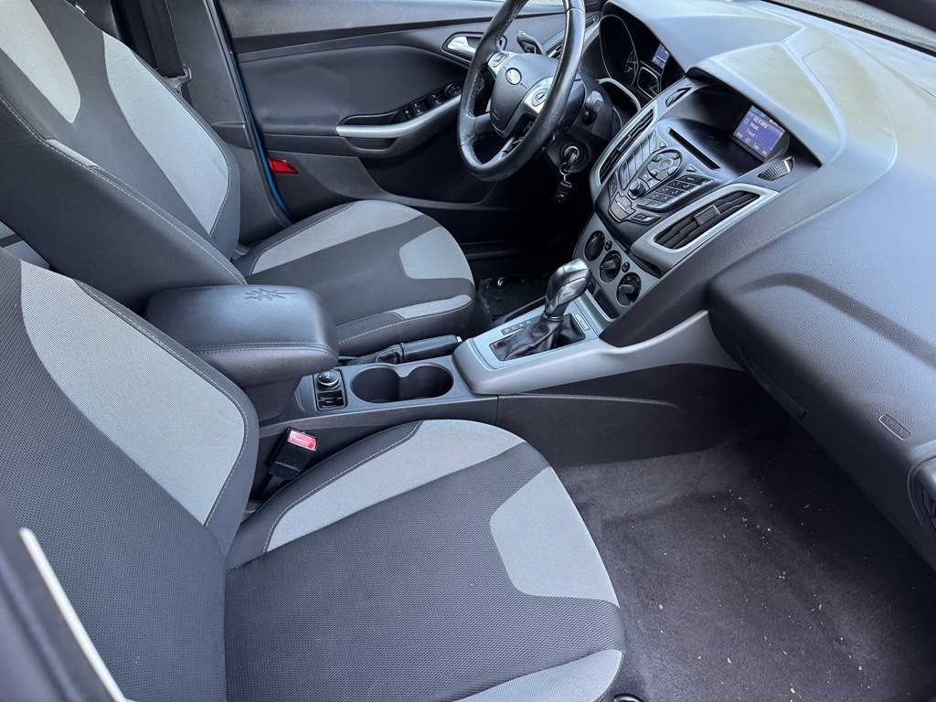 2012 Ford Focus Image 15