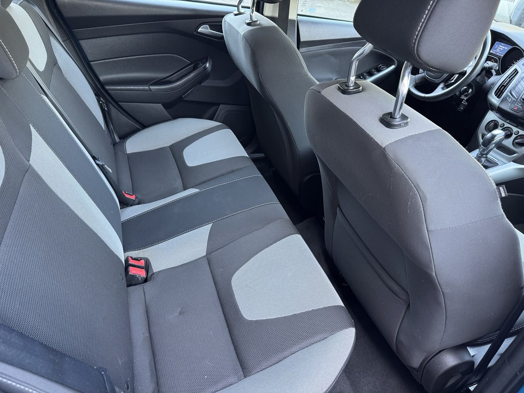 2012 Ford Focus Image 17