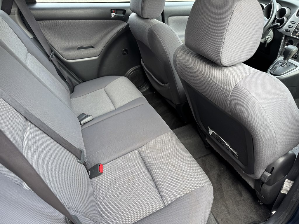2004 Toyota Corolla Image 18