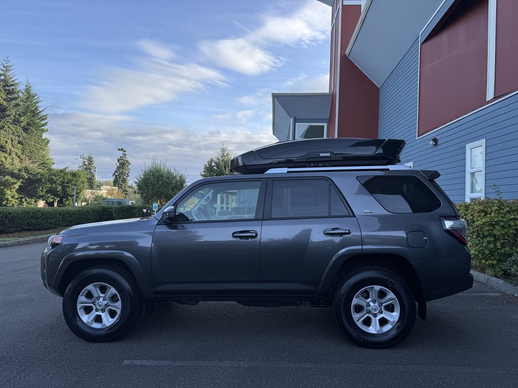 2016 Toyota 4Runner Image 5