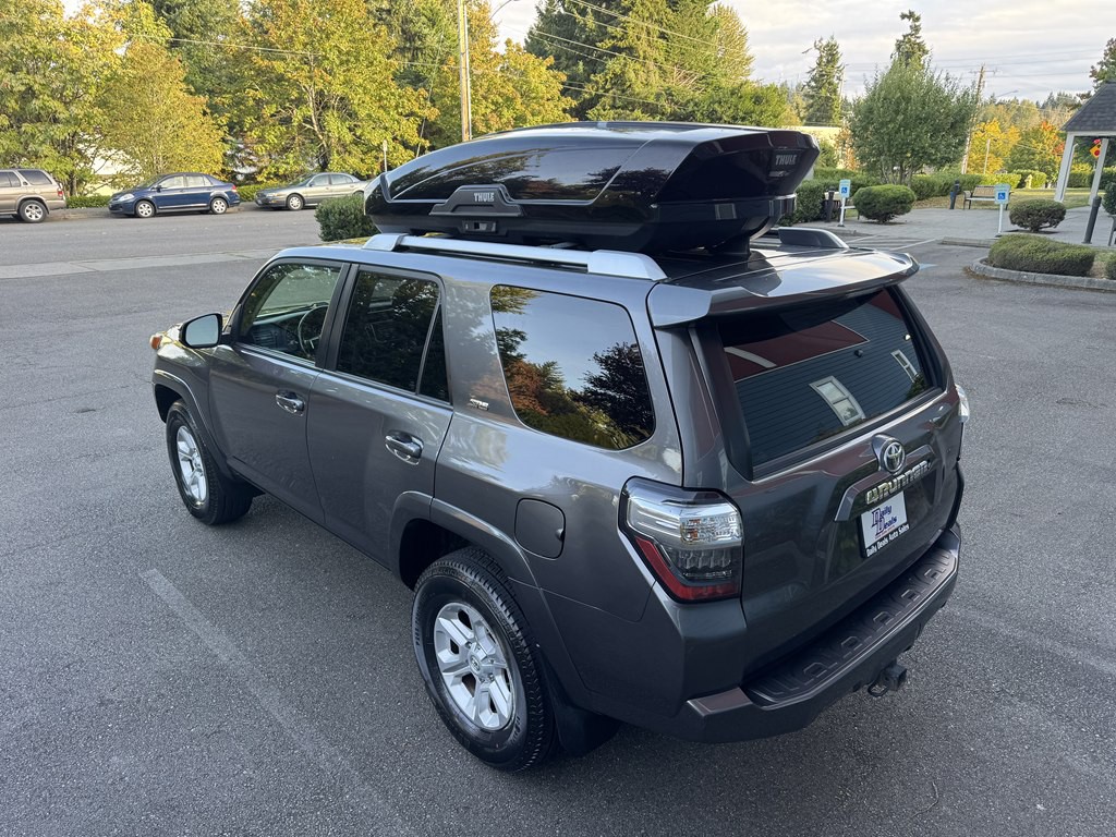 2016 Toyota 4Runner Image 11