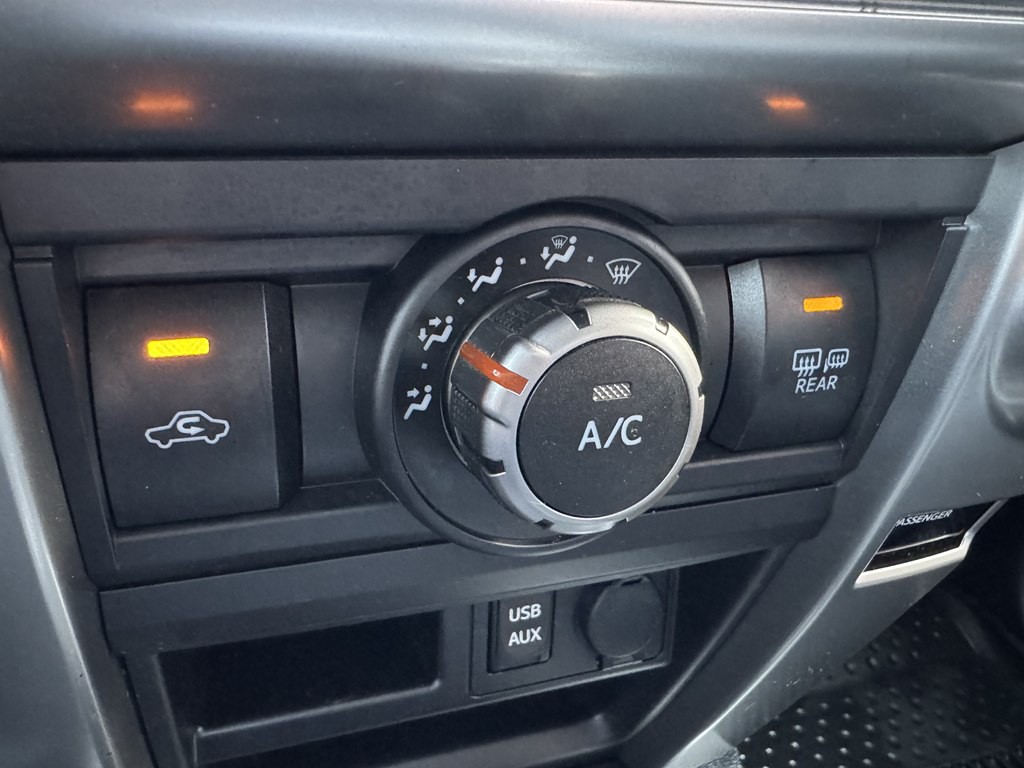 2016 Toyota 4Runner Image 23
