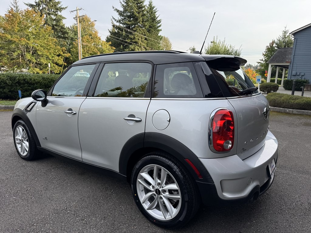 2014 MINI Cooper Image 6