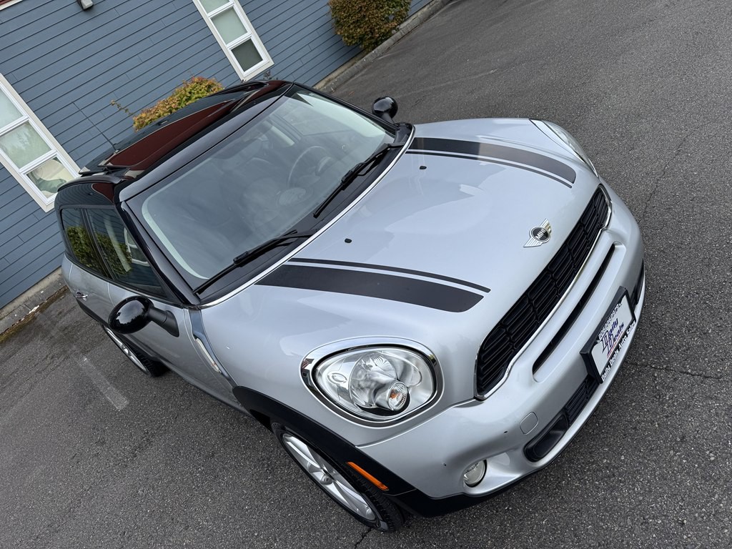 2014 MINI Cooper Image 10