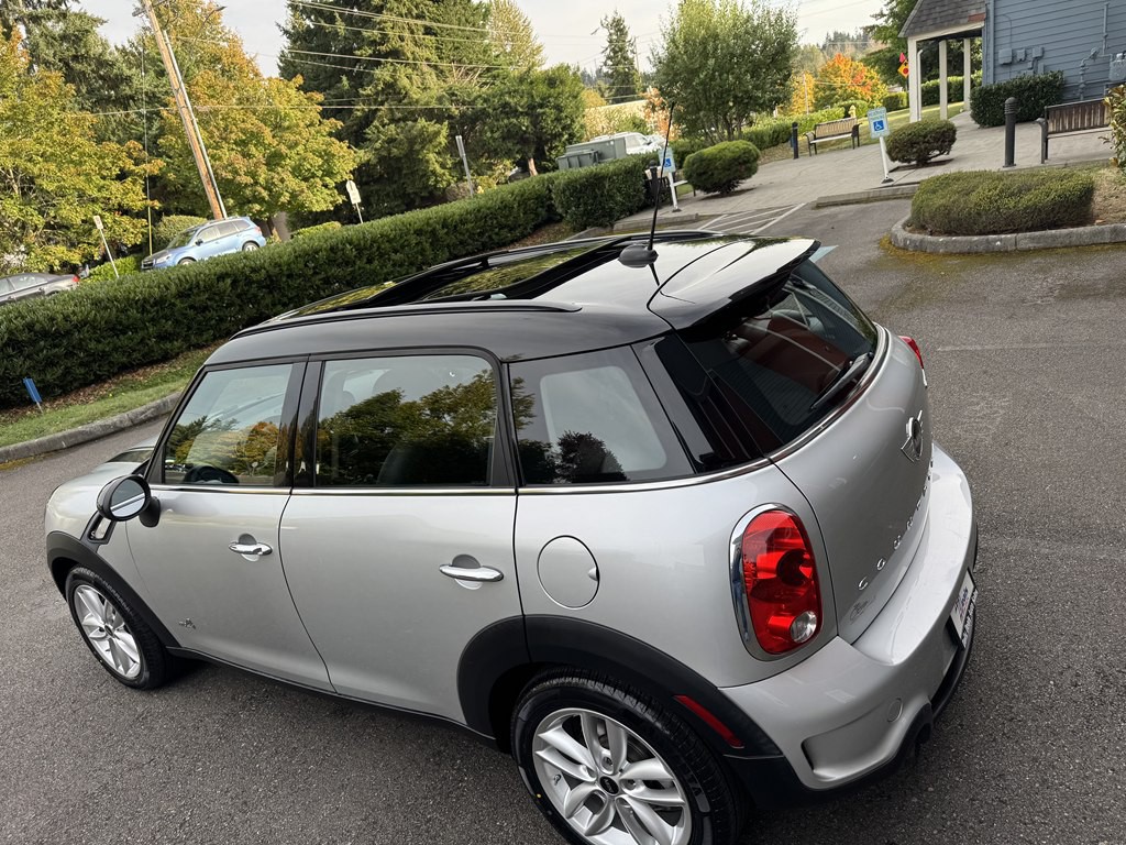 2014 MINI Cooper Image 11