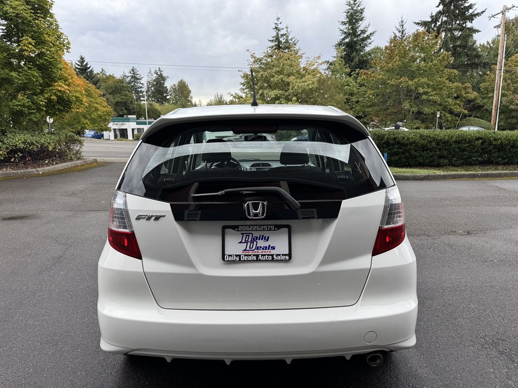 2011 Honda Fit Image 8