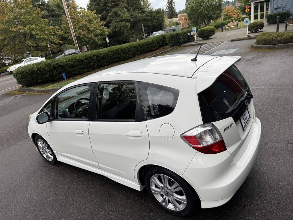 2011 Honda Fit Image 12