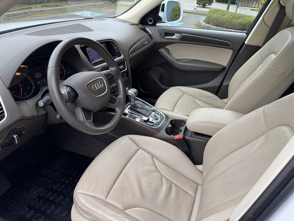 2015 Audi Q5 Image 16