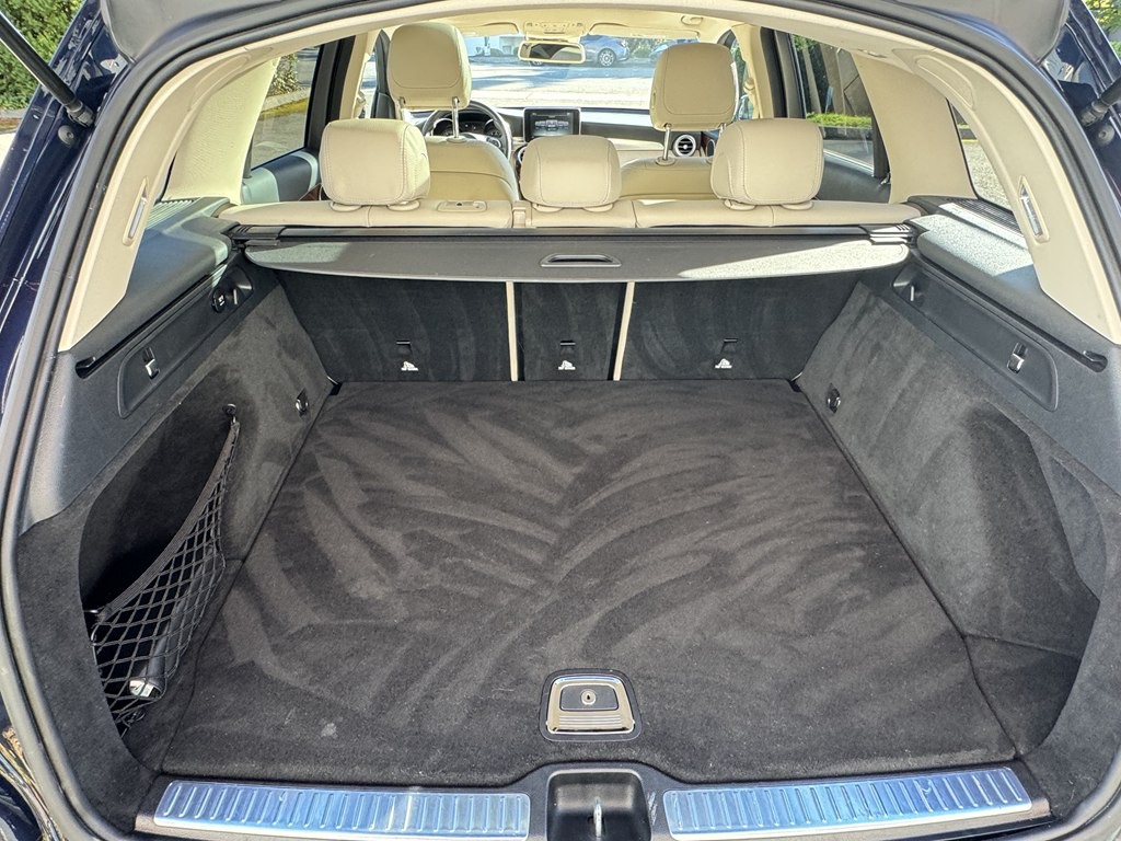 2016 Mercedes-Benz GLC-Class Image 21
