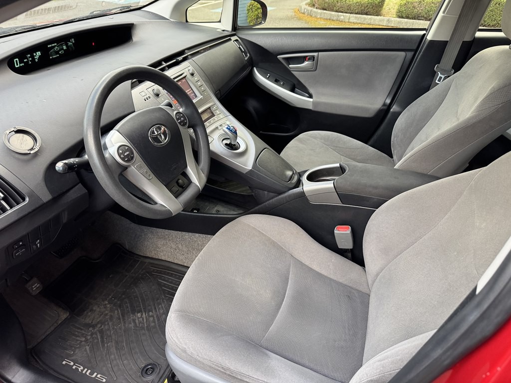 2015 Toyota Prius Image 15