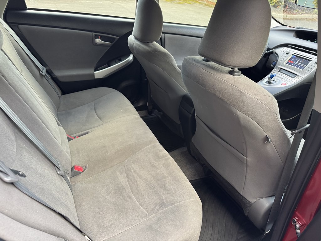 2015 Toyota Prius Image 18