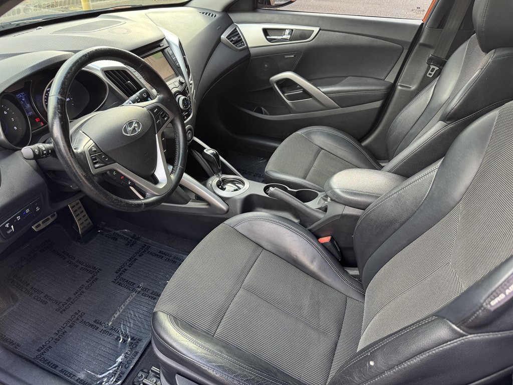 2013 Hyundai Veloster Image 14