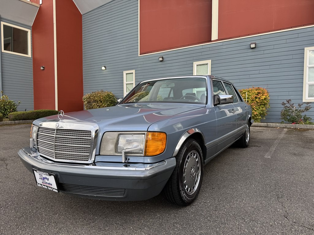 1988 Mercedes-Benz 420-Class Image 4