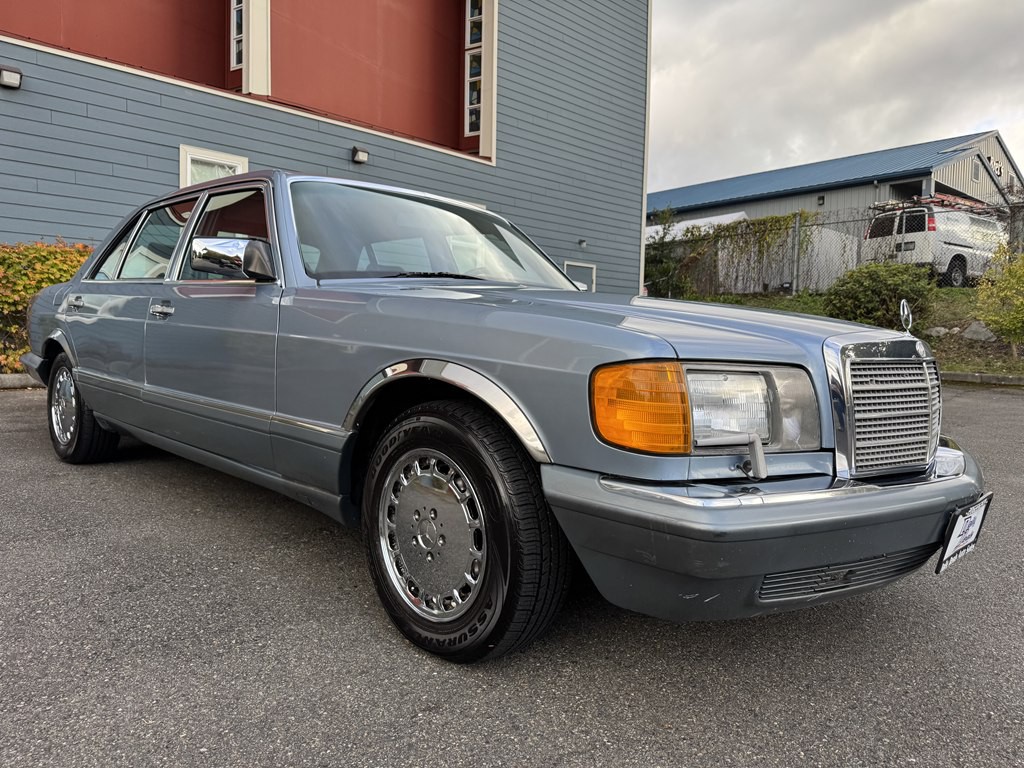 1988 Mercedes-Benz 420-Class Image 9
