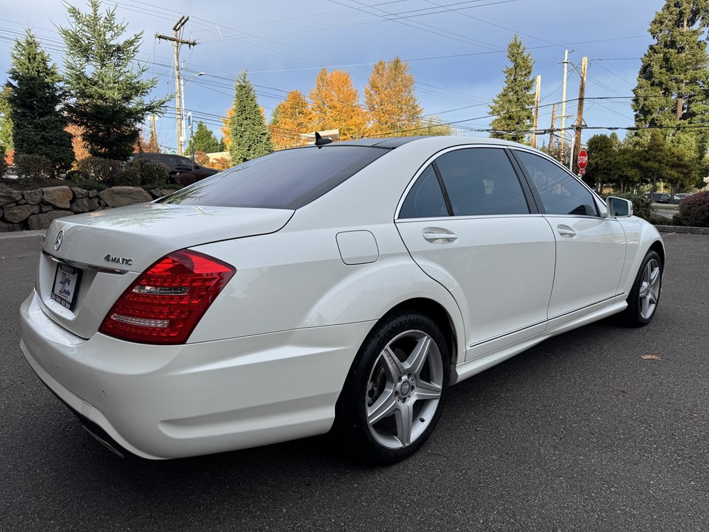 2010 Mercedes-Benz S-Class Image 5