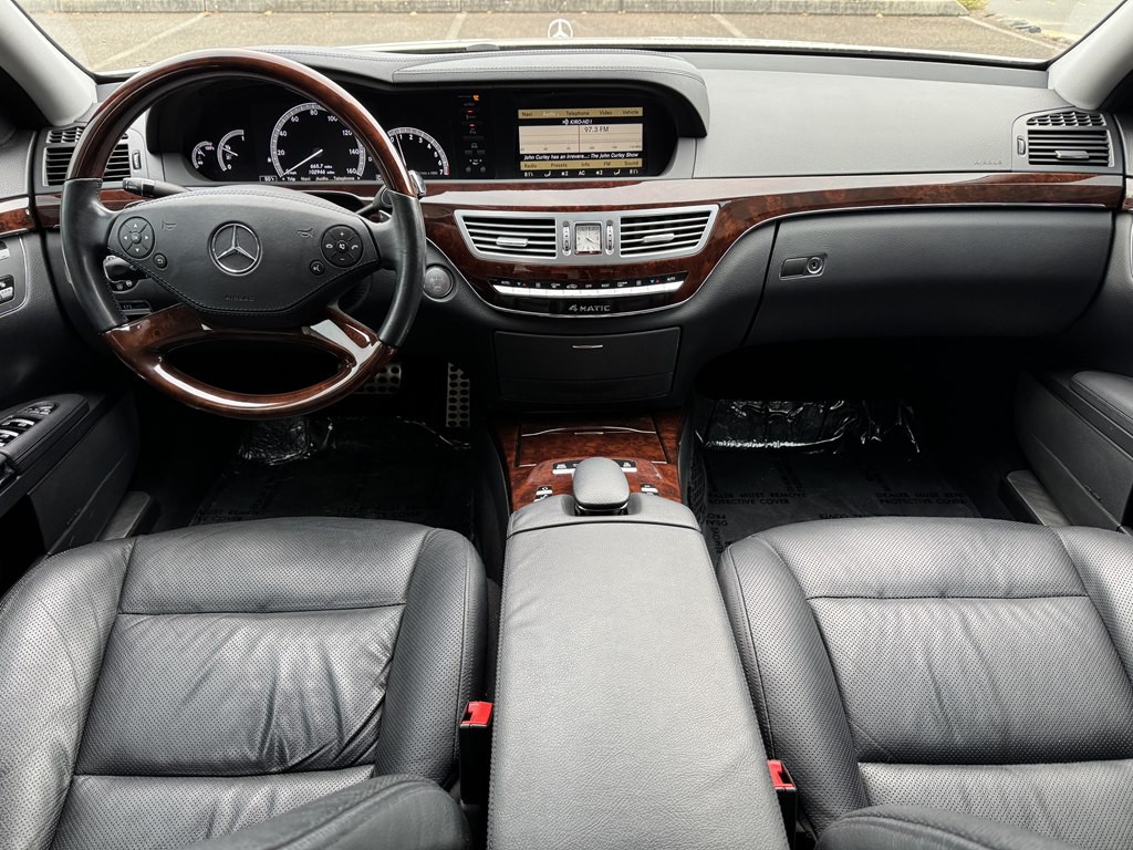 2010 Mercedes-Benz S-Class Image 11