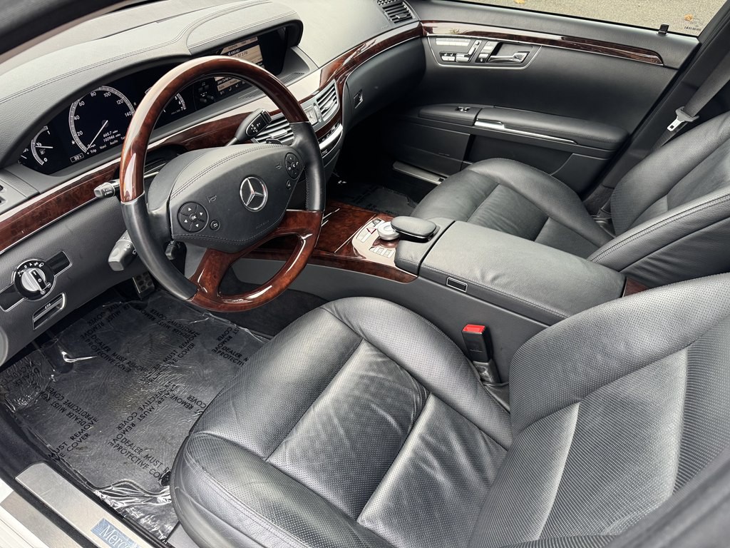 2010 Mercedes-Benz S-Class Image 12