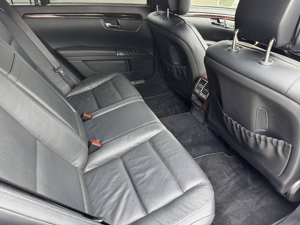 2010 Mercedes-Benz S-Class Image 17