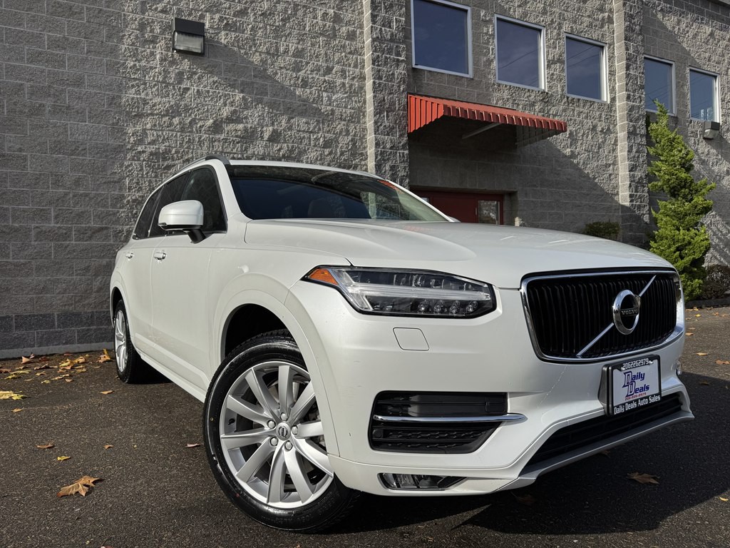 2016 Volvo XC90 Image 1