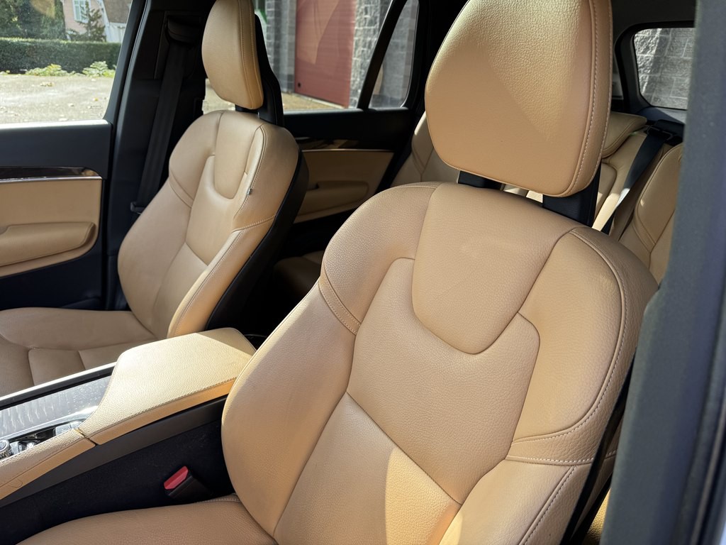 2016 Volvo XC90 Image 15