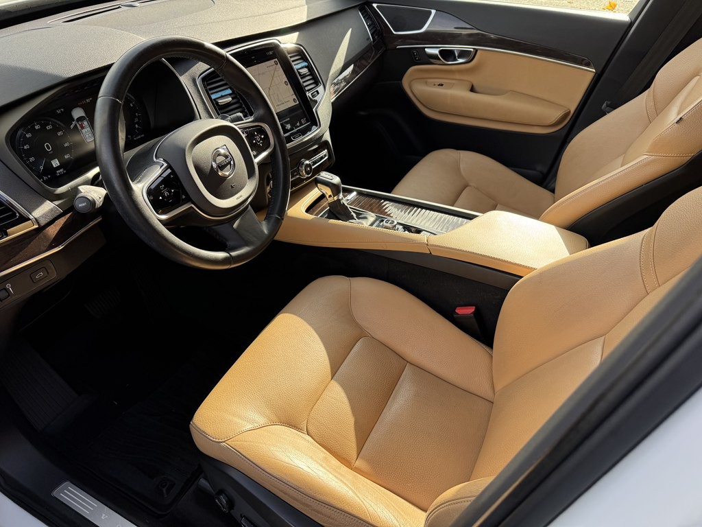 2016 Volvo XC90 Image 15