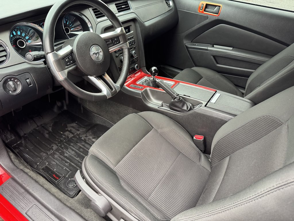 2014 Ford Mustang Image 17