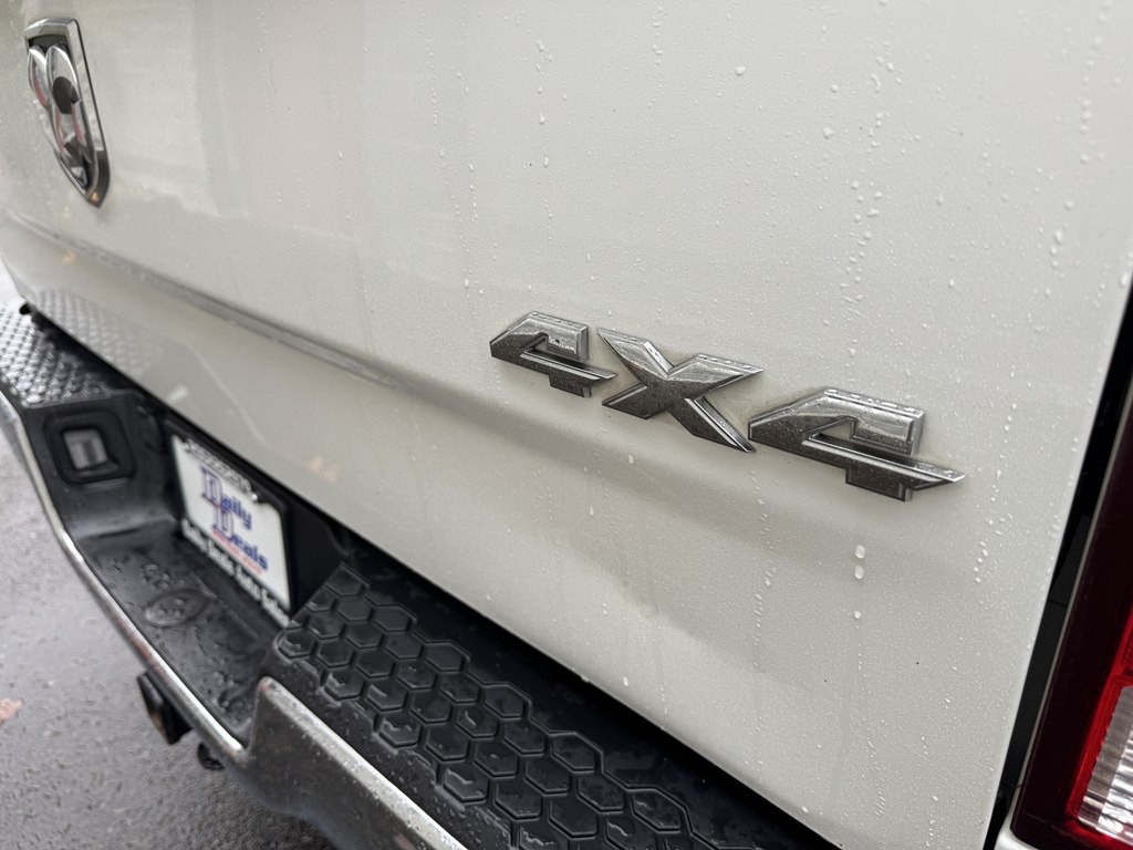 2021 RAM 1500 Image 12