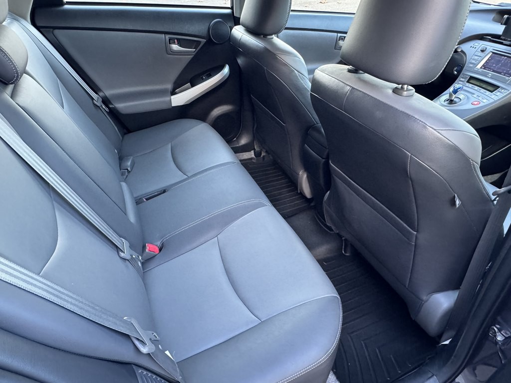 2014 Toyota Prius Image 18