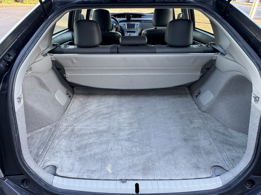 2014 Toyota Prius Image 20