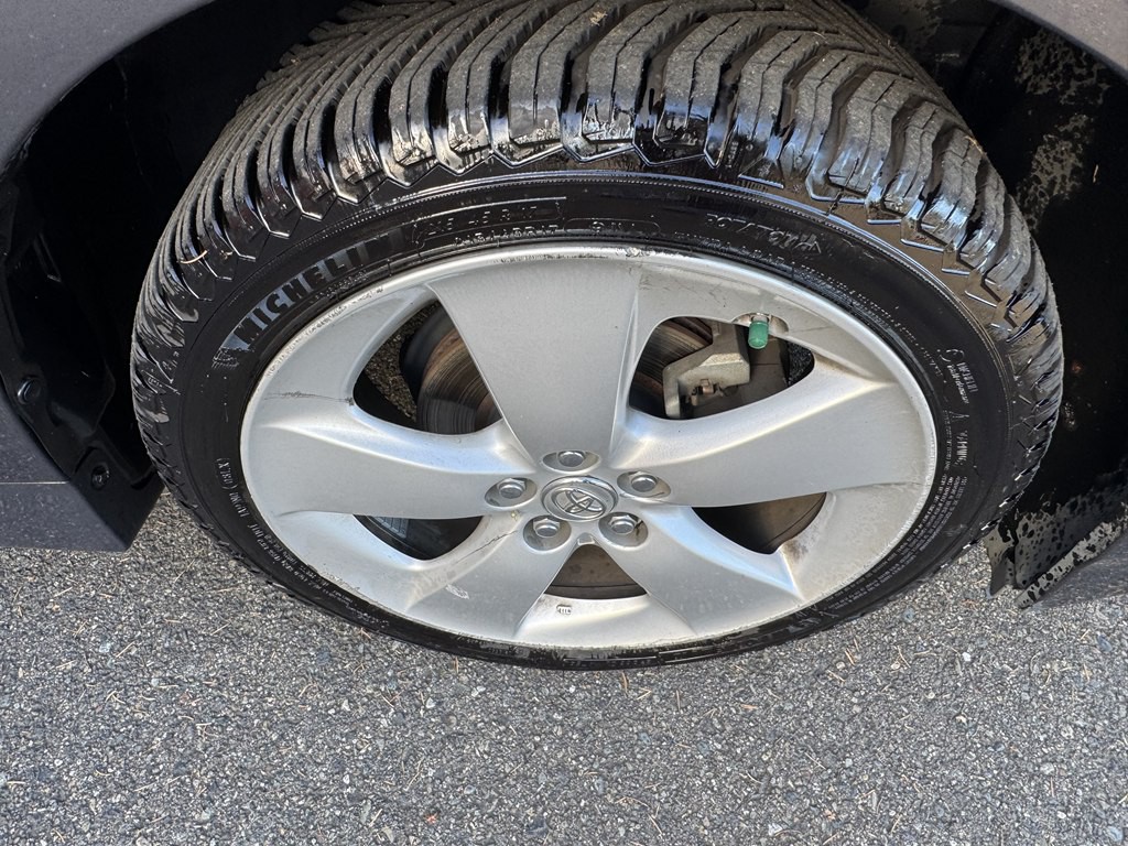 2014 Toyota Prius Image 24