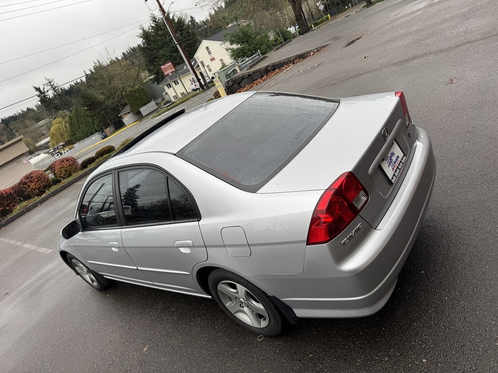 2005 Honda Civic Image 8