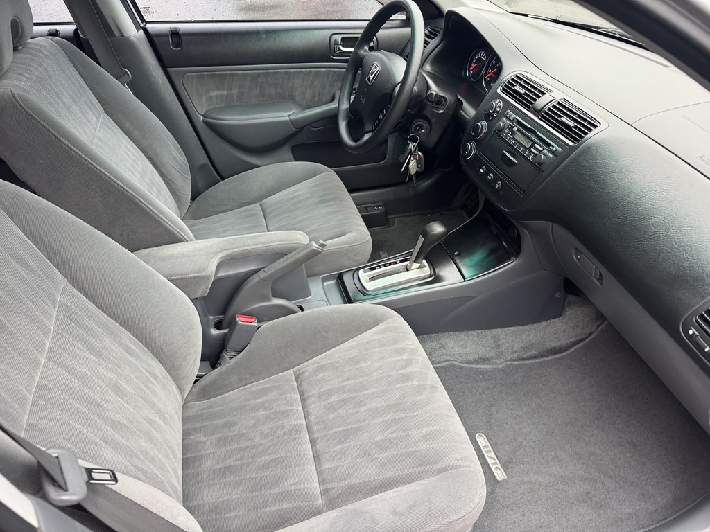2005 Honda Civic Image 17