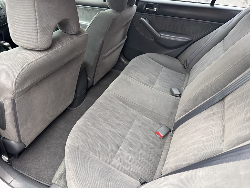 2005 Honda Civic Image 19