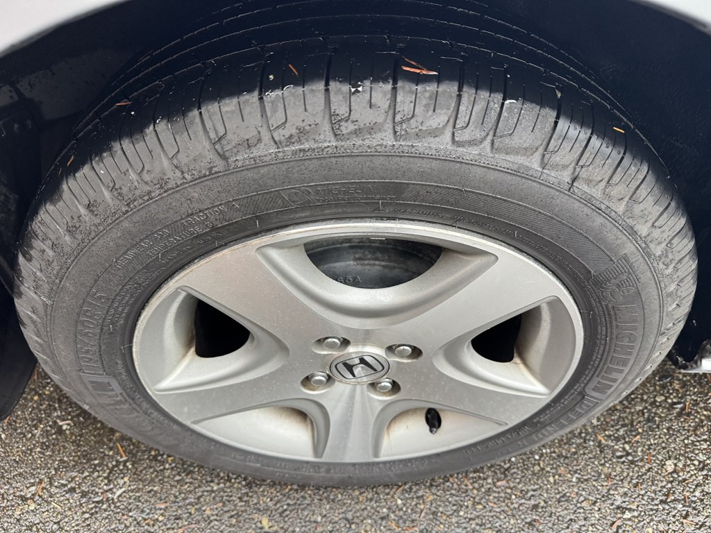 2005 Honda Civic Image 23