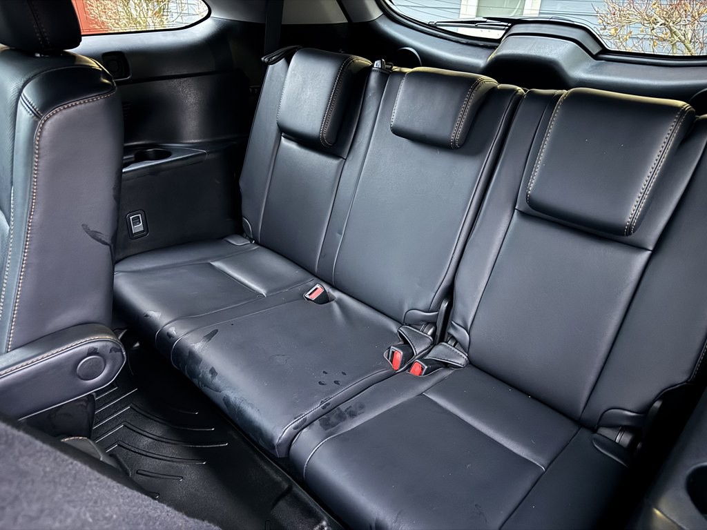 2016 Toyota Highlander Image 24