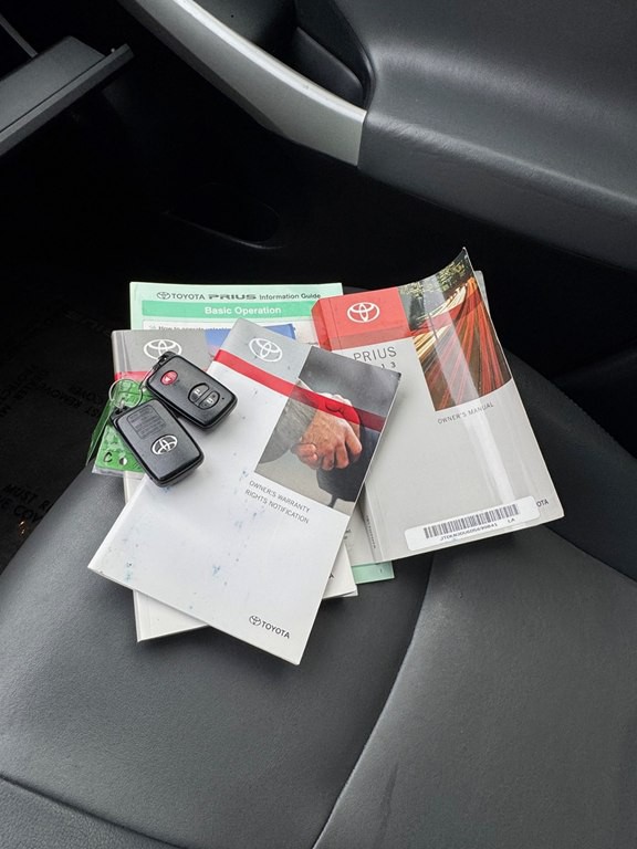 2013 Toyota Prius Image 27