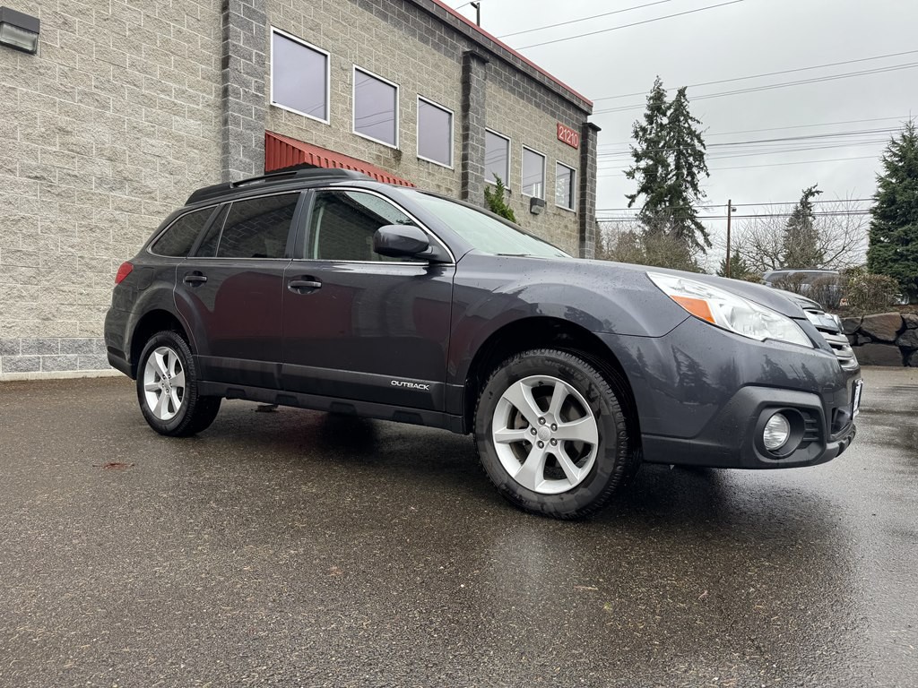 2013 Subaru Outback Image 4