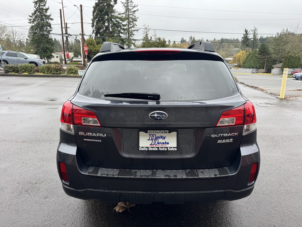 2013 Subaru Outback Image 7