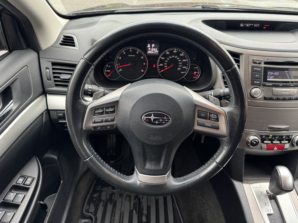 2013 Subaru Outback Image 15