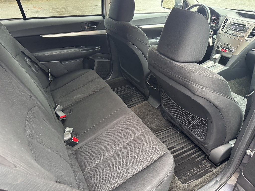 2013 Subaru Outback Image 20