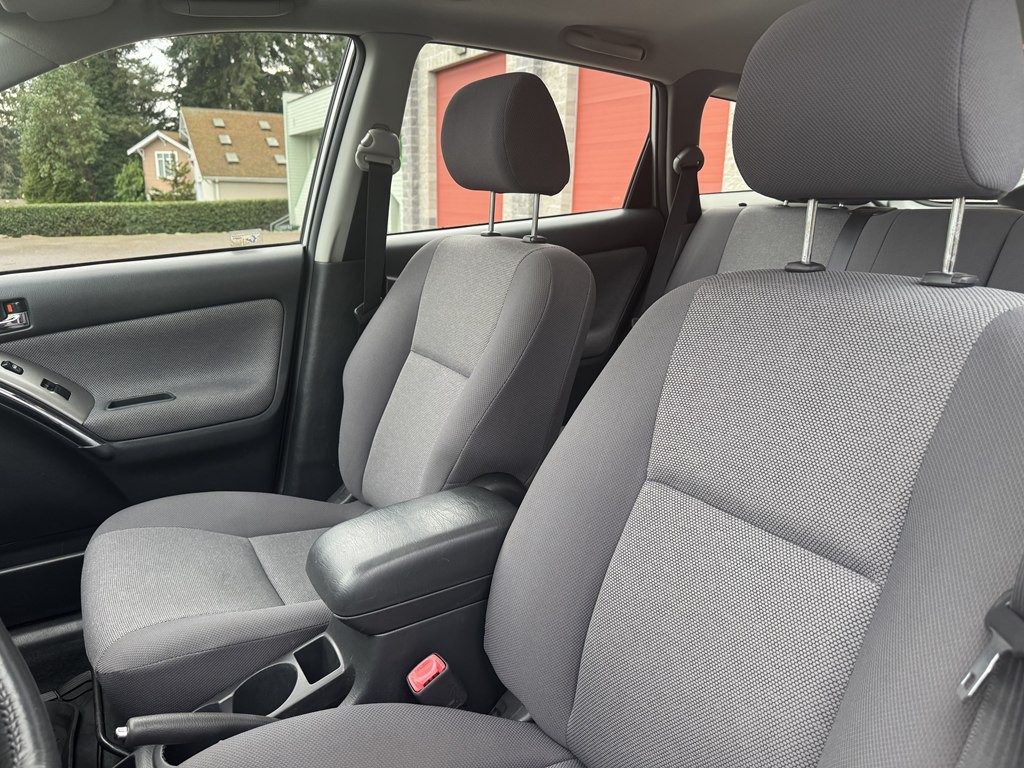 2004 Toyota Corolla Image 19