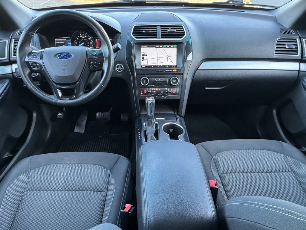 2016 Ford Explorer Image 15