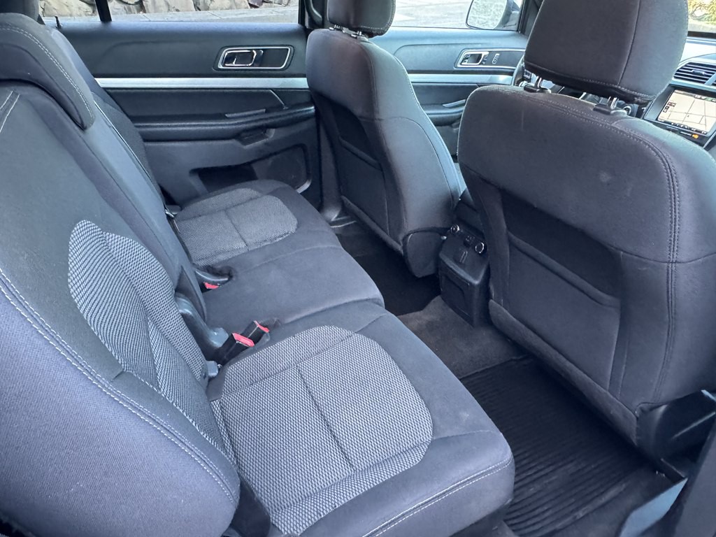 2016 Ford Explorer Image 20