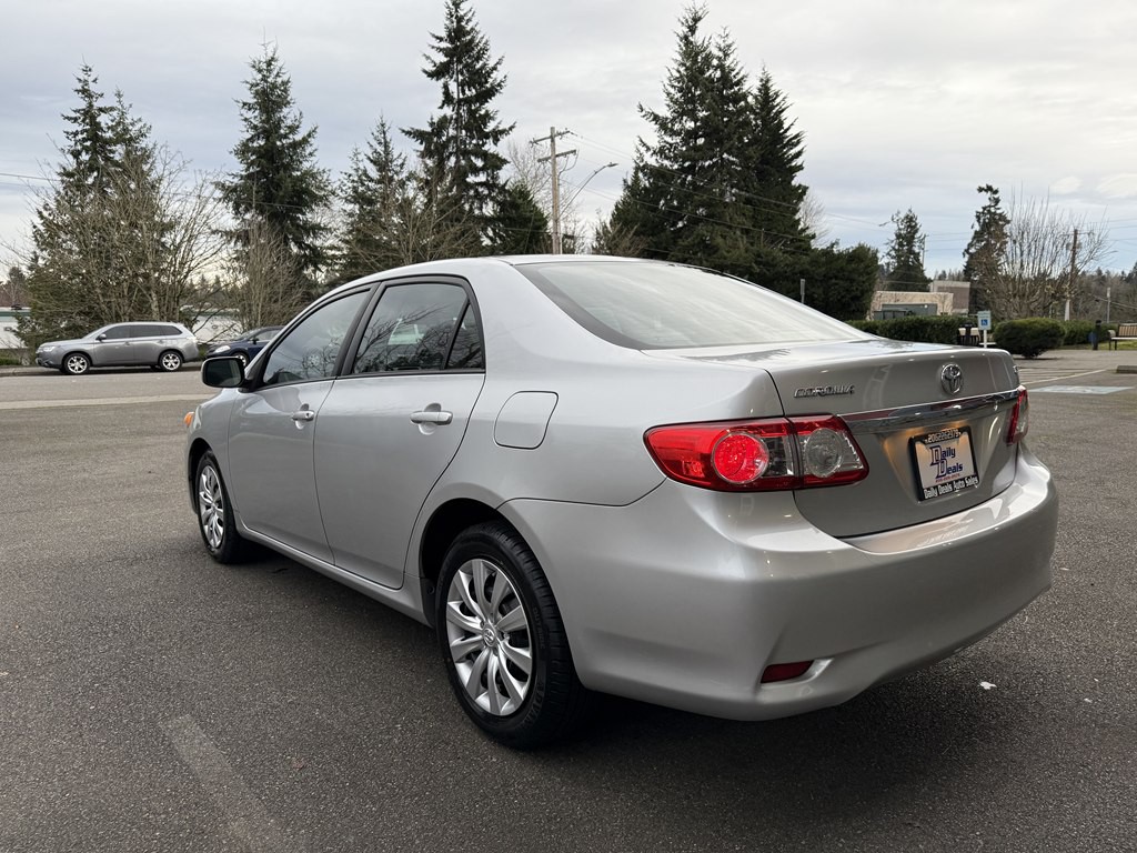 2012 Toyota Corolla Image 6